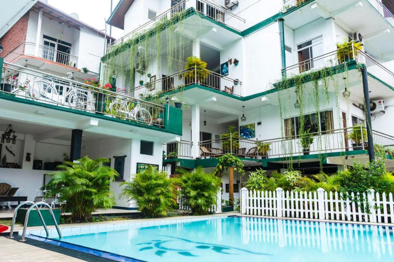 Kandy Riverside Villa Екстериор снимка