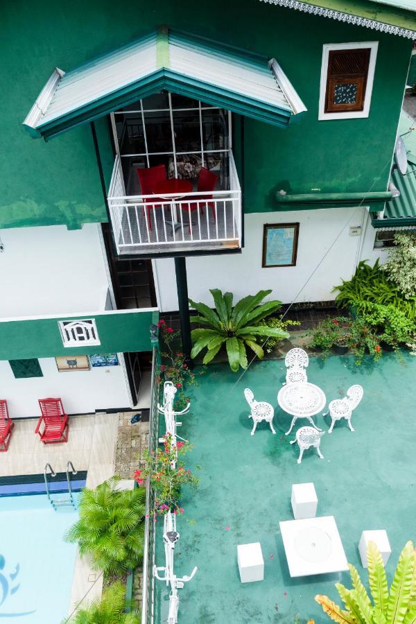 Kandy Riverside Villa Екстериор снимка