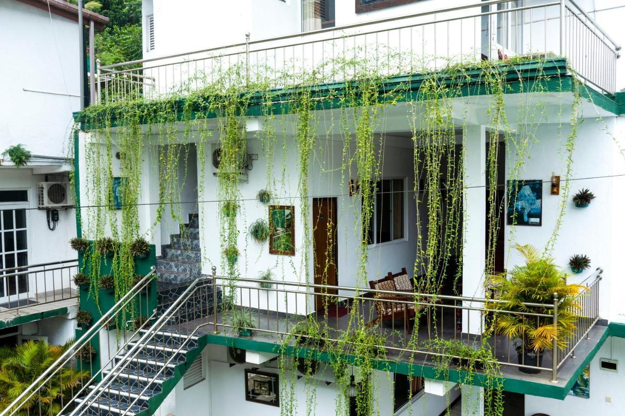 Kandy Riverside Villa Екстериор снимка